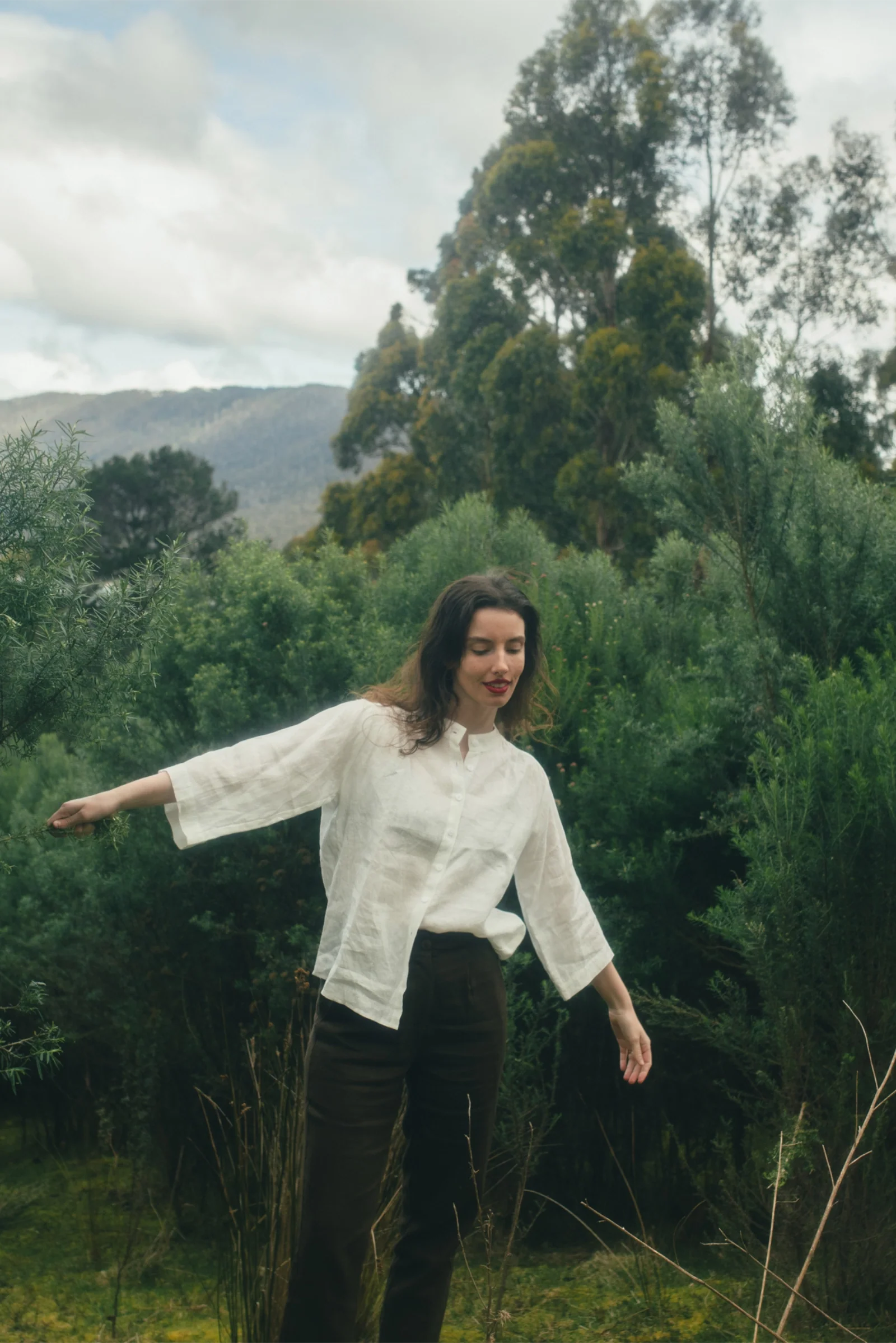 Very Useful Blouse | Chalk - Barbeachs