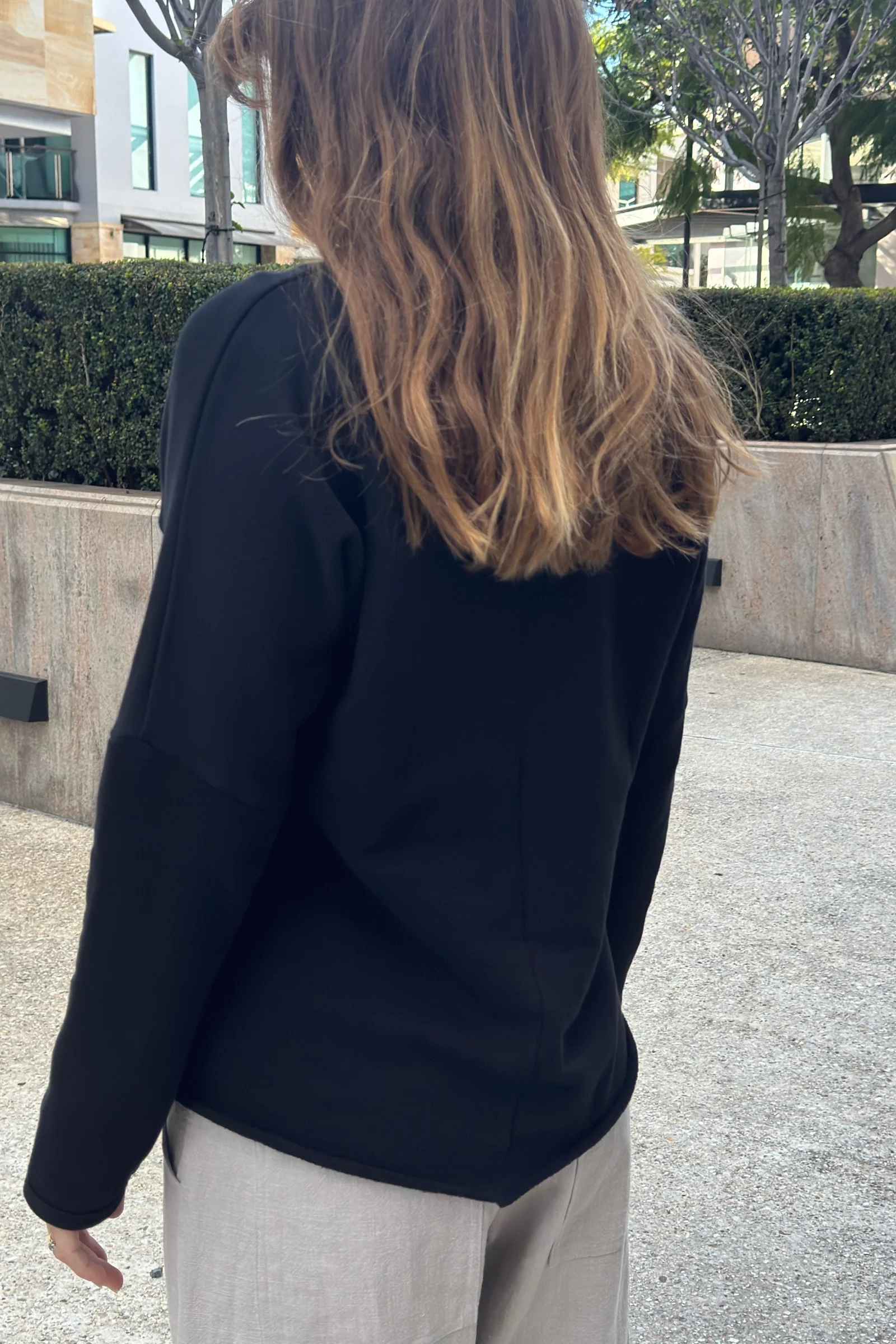 Organic Cotton Fleece Sweatshirt | Black - Barbeachs