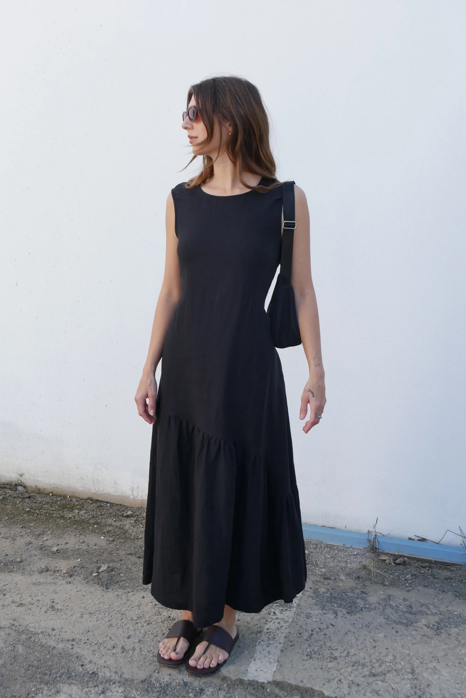 Asymmetric Maxi Dress | Black - Barbeachs