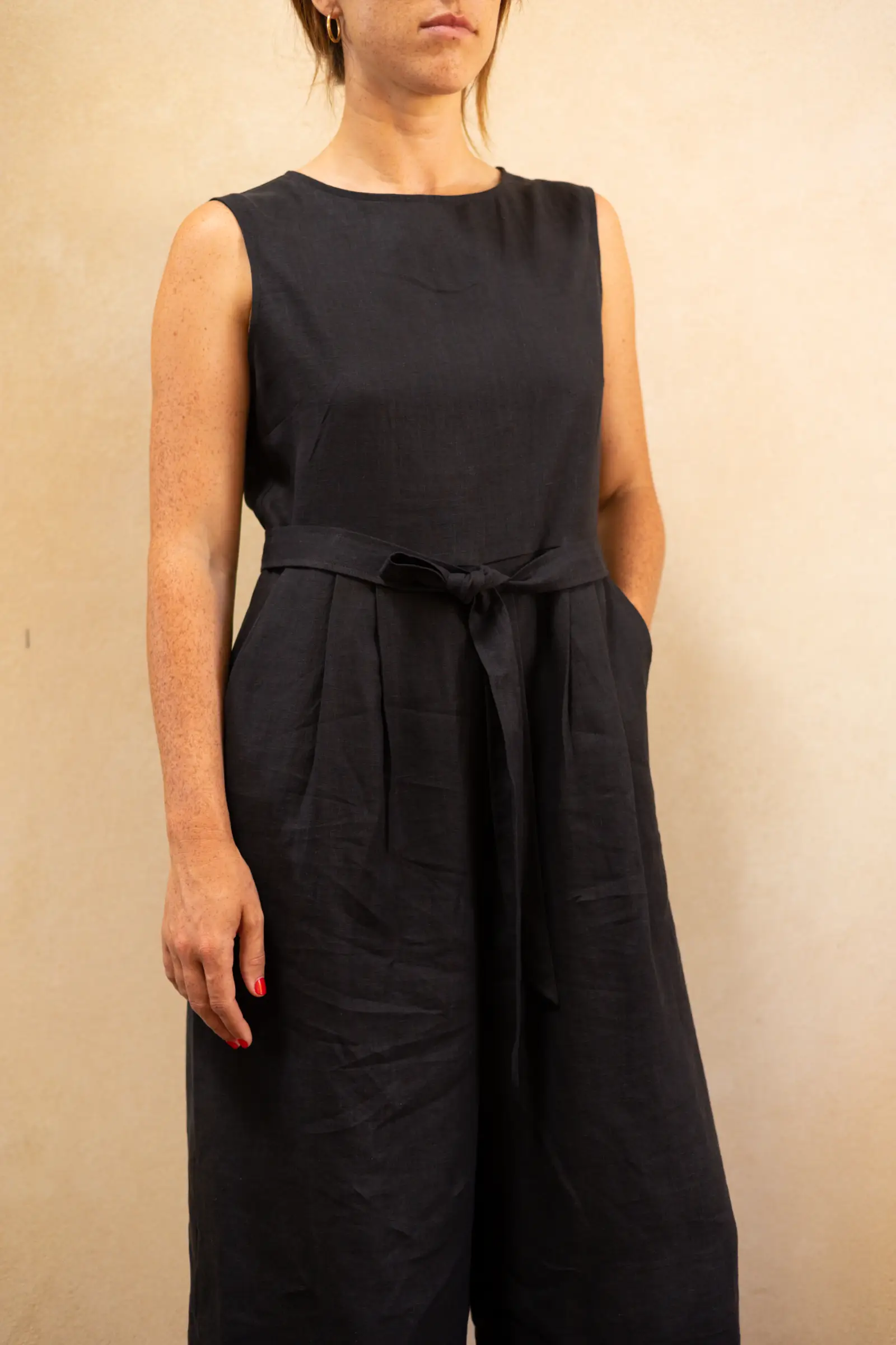 Sleeveless Jumpsuit | Black - Barbeachs