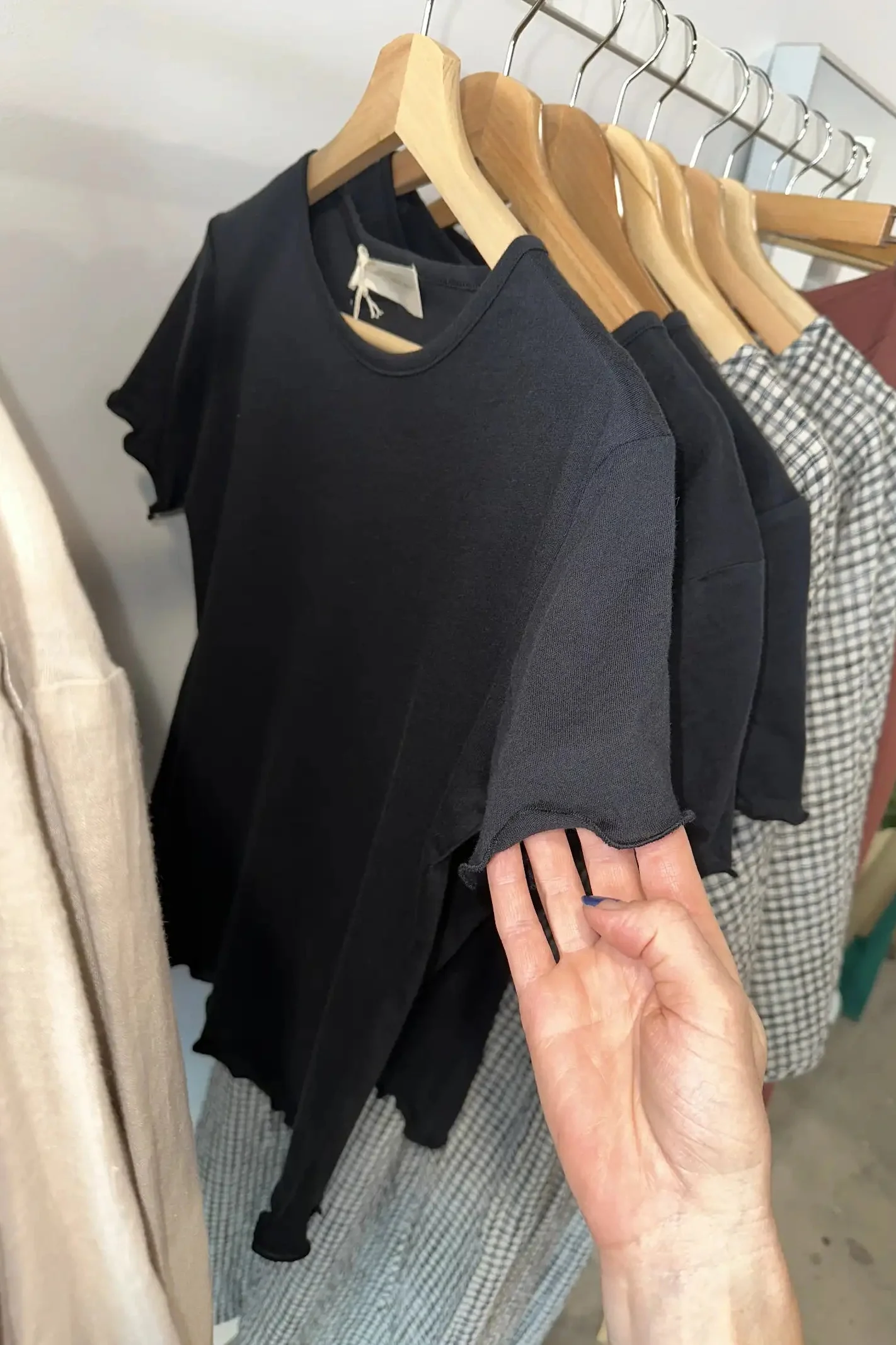 Organic Cotton Light Tee | Black - Barbeachs